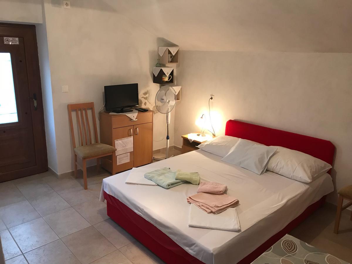 Apartments Crncic 실로 외부 사진